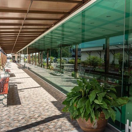 Mayflower Grand Hotel Korat Nakhonratchasima Exterior foto