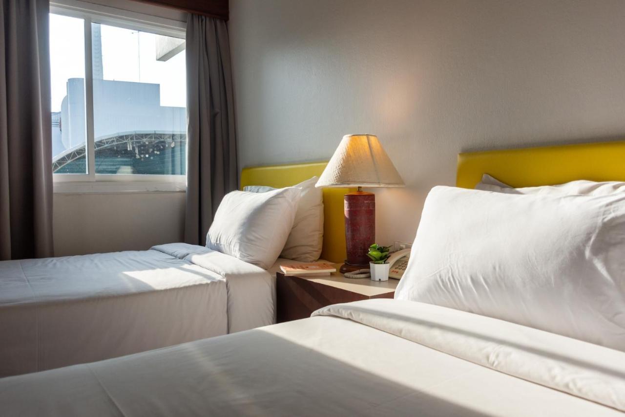 Mayflower Grand Hotel Korat Nakhonratchasima Exterior foto