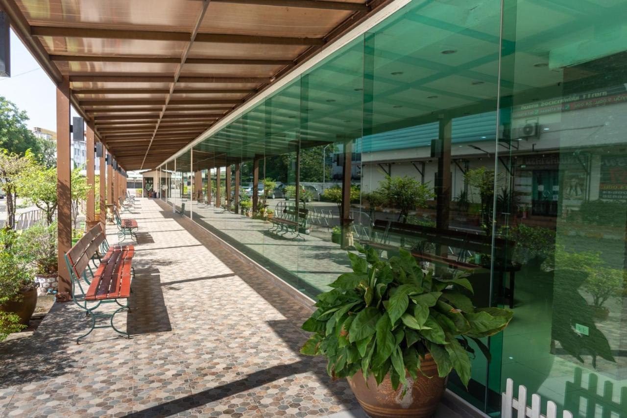 Mayflower Grand Hotel Korat Nakhonratchasima Exterior foto